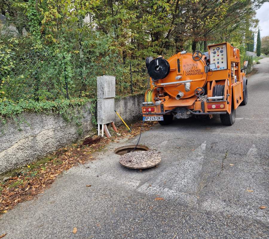 Débouchage canalisation à Mirabel