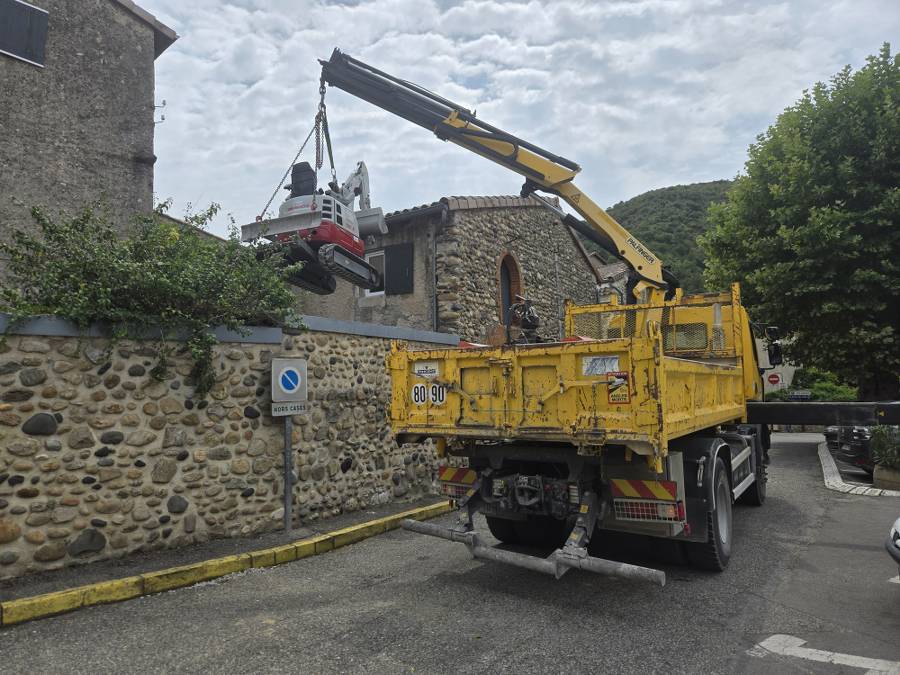 Photo chantiers divers Camion Cuenot TP Débouchage